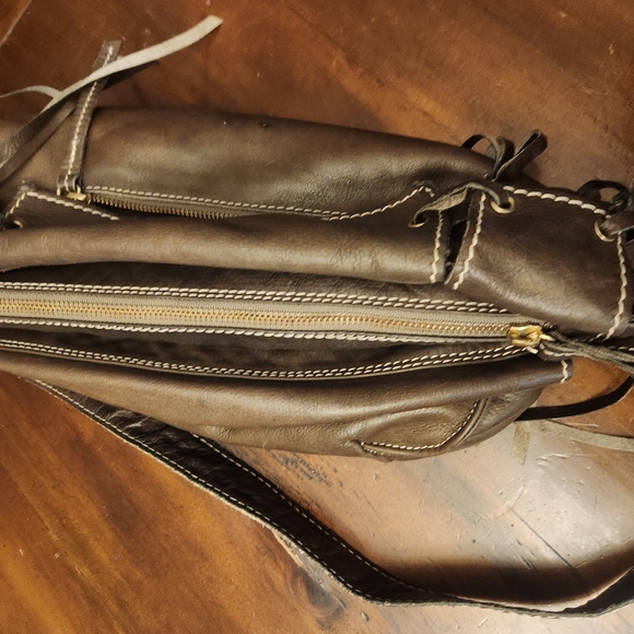 Sundance olive fringe purse - Picture 8 of 8